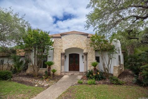 22 Royal Gardens Drive San Antonio TX 78248