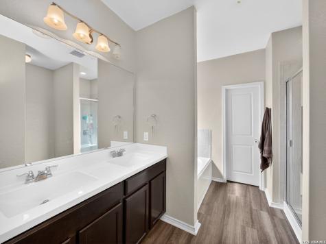 2902 Daisy Meadow New Braunfels TX 78130