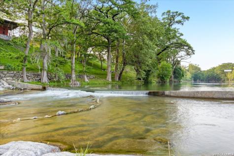 Lot 1 Block 4 River Oaks Boulevard Canyon Lake TX 78133