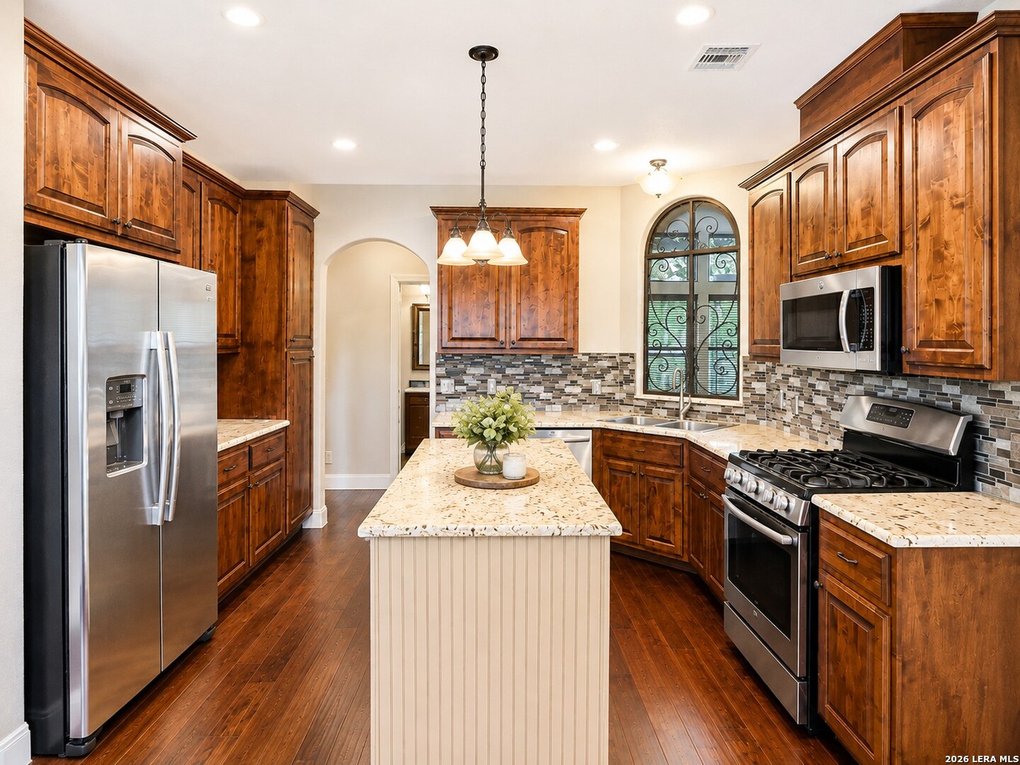 1201 Doe Run Hollow Fredericksburg TX 78624