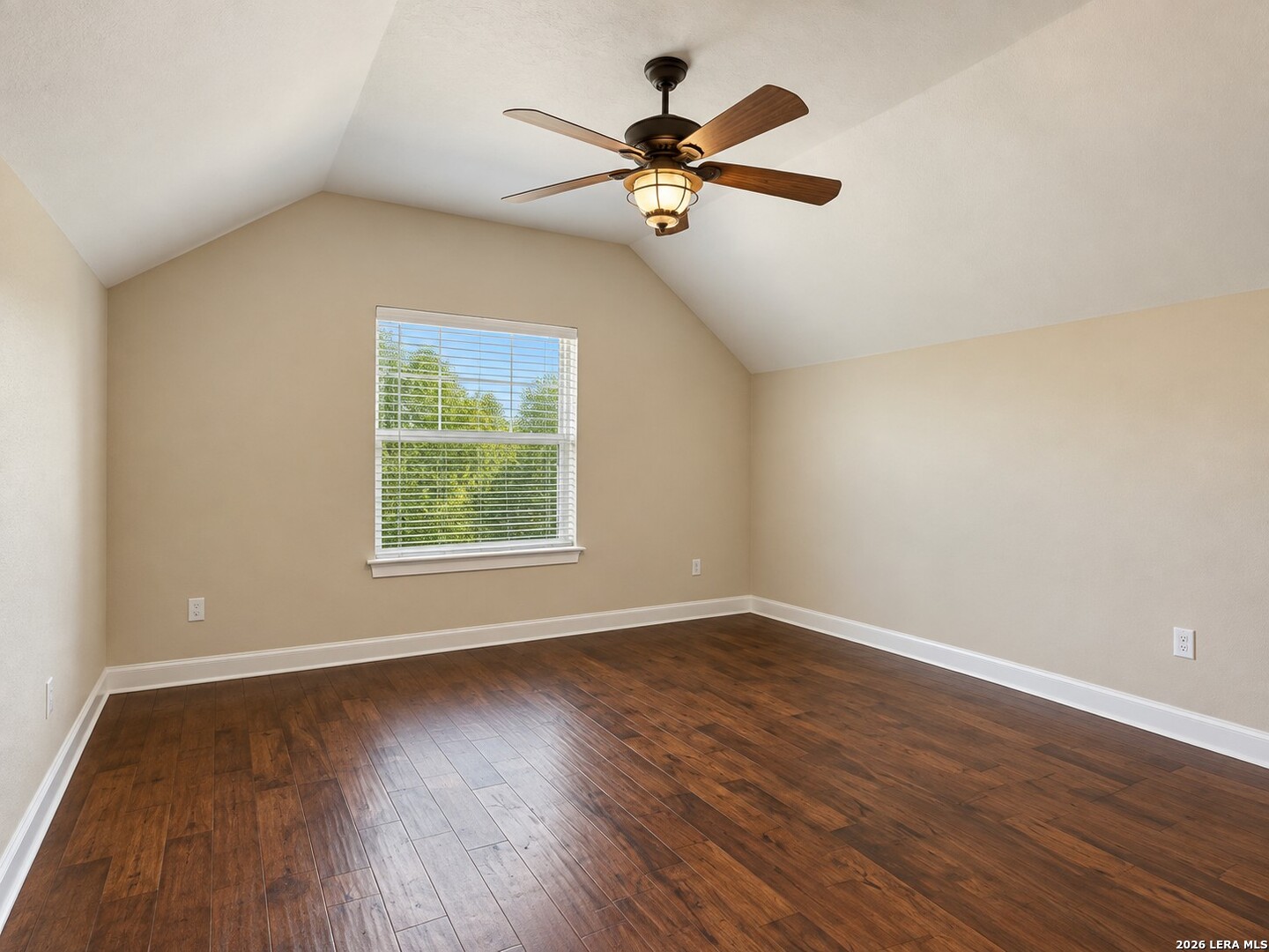 1201 Doe Run Hollow Fredericksburg TX 78624