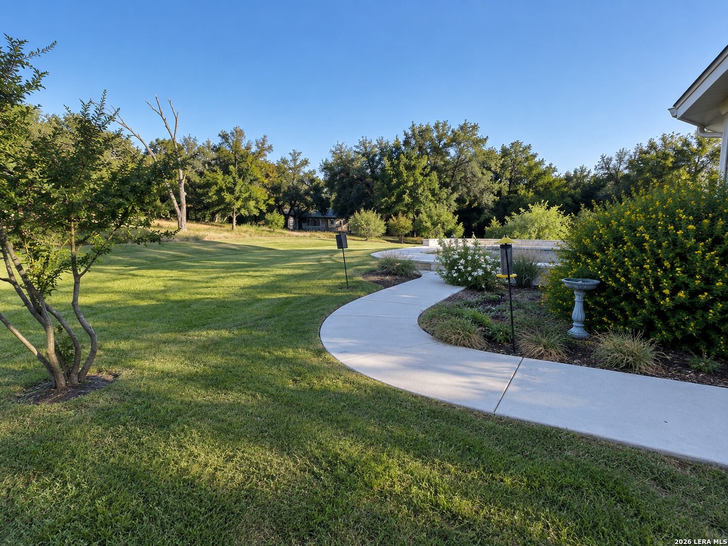 1201 Doe Run Hollow Fredericksburg TX 78624