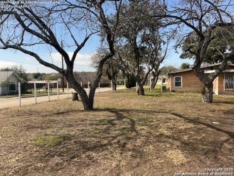 402 Early Trail Drive San Antonio TX 78228