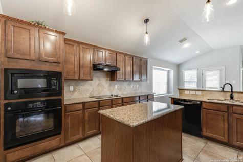 23702 Misty Peak San Antonio TX 78258