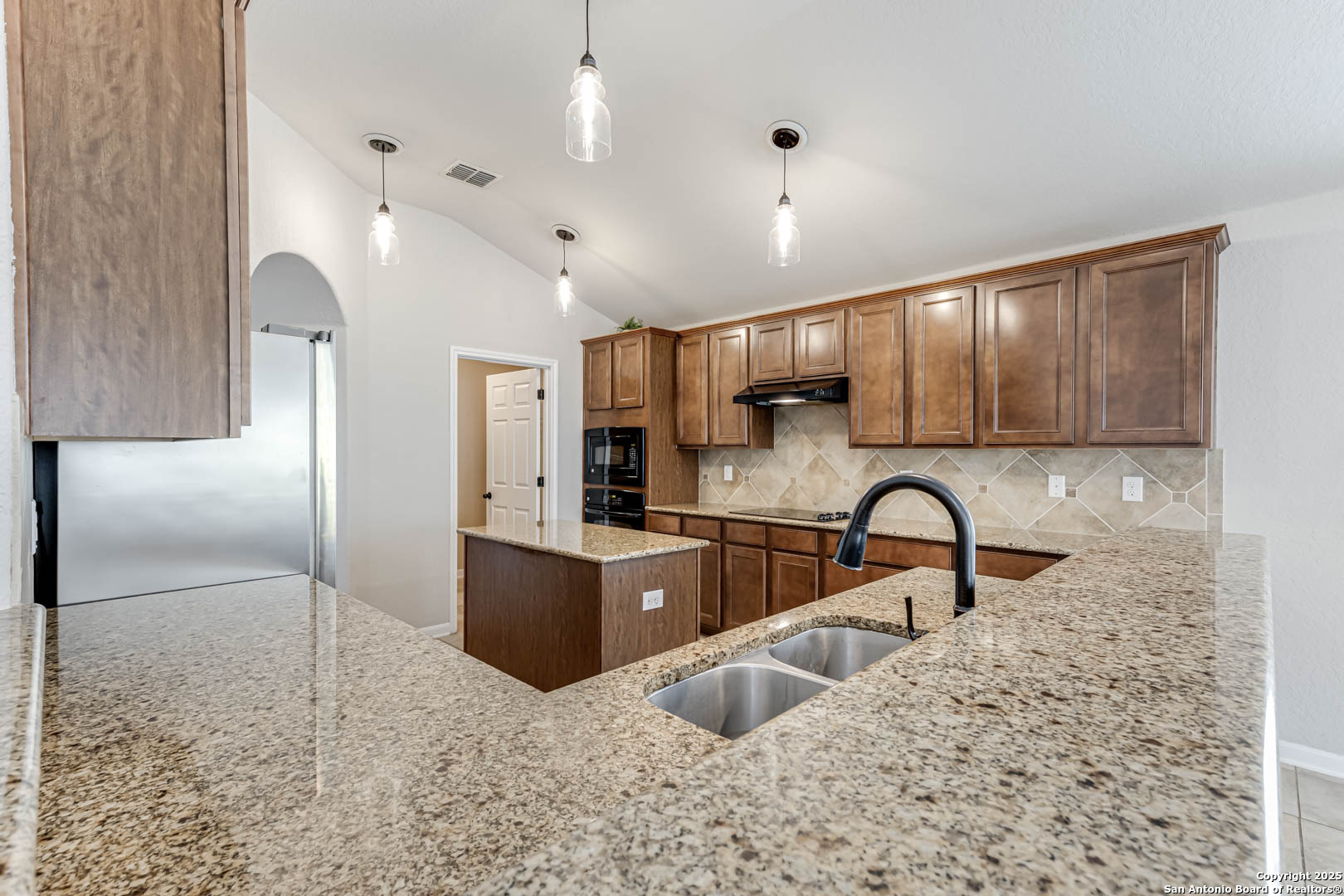 23702 Misty Peak San Antonio TX 78258