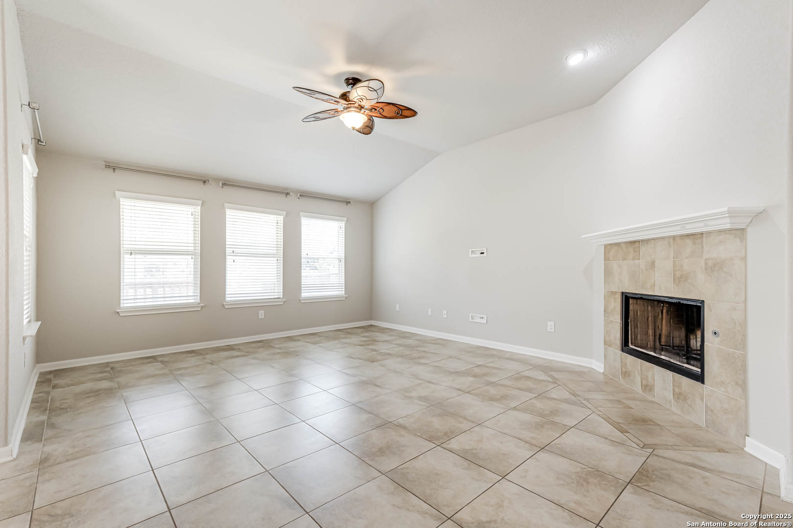 23702 Misty Peak San Antonio TX 78258