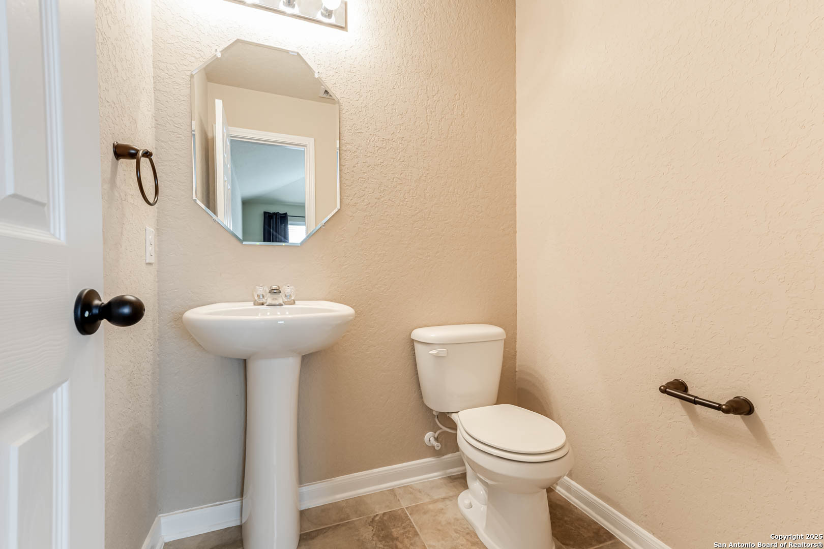 23702 Misty Peak San Antonio TX 78258