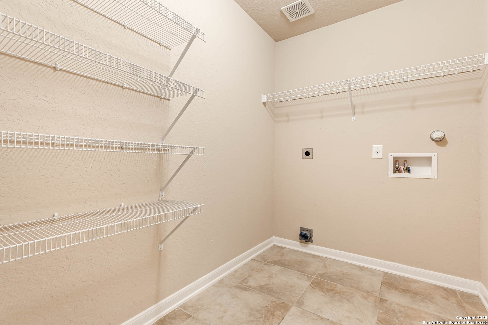 23702 Misty Peak San Antonio TX 78258