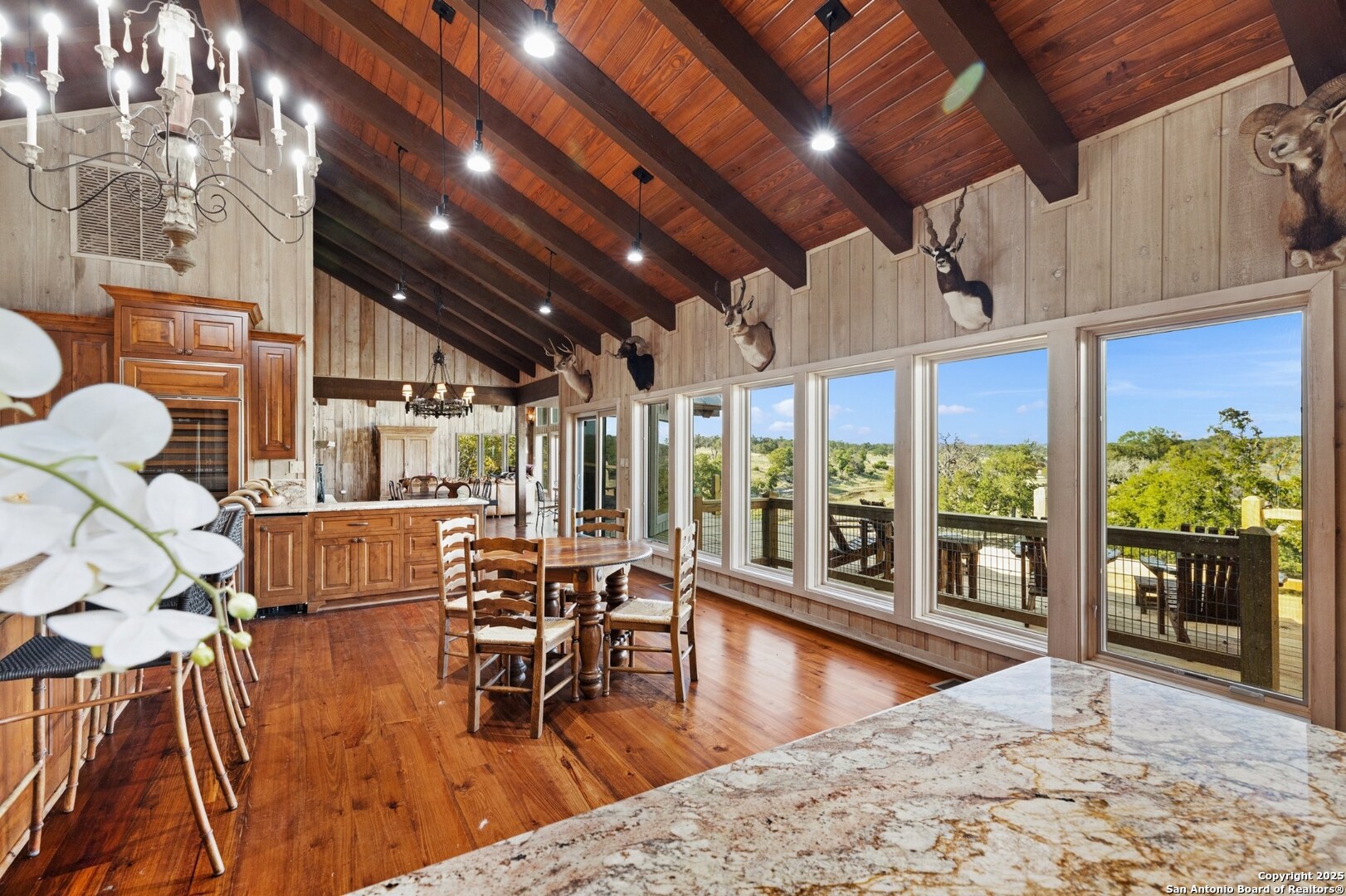 556 Cliff View Loop Harper TX 78631