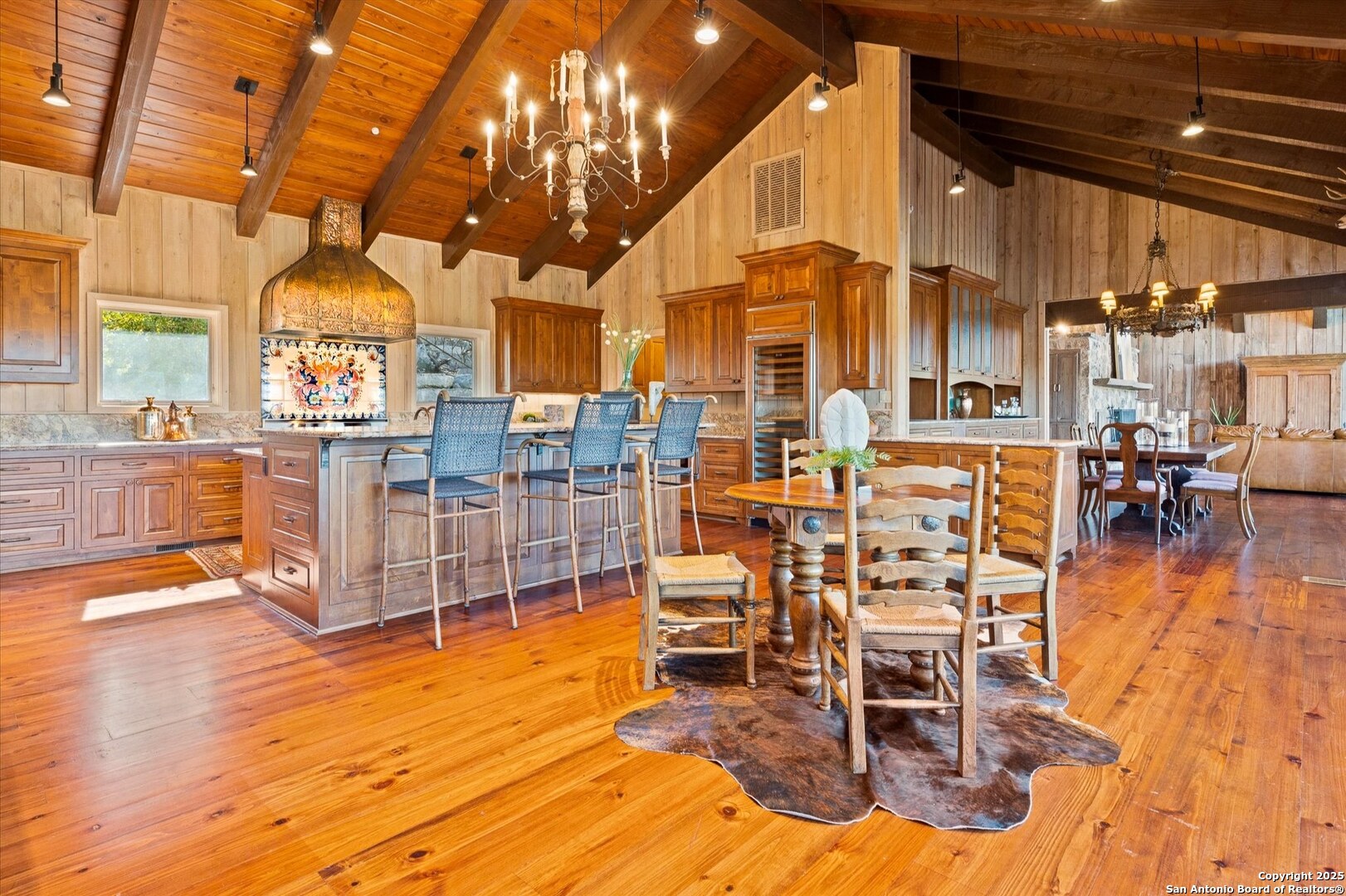 556 Cliff View Loop Harper TX 78631