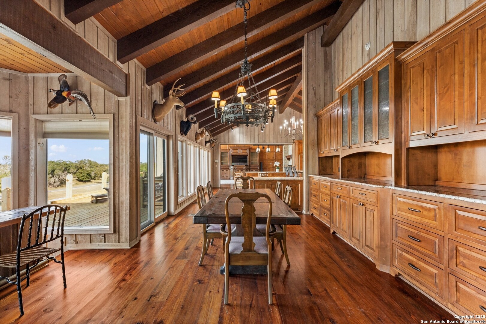556 Cliff View Loop Harper TX 78631