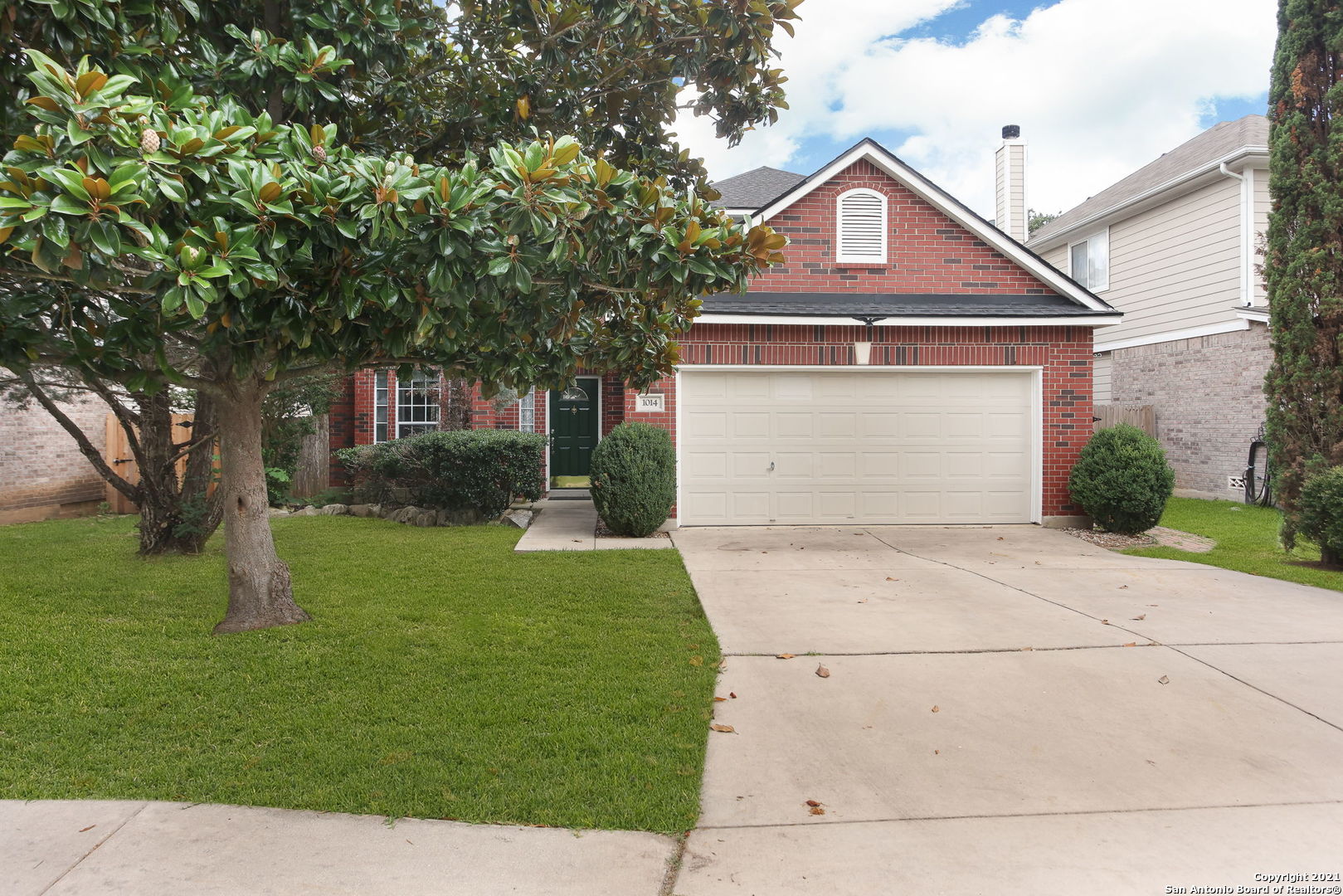 1014 Maltese Garden San Antonio TX 78260