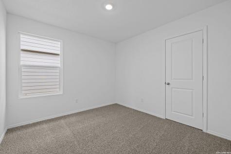12552 Spoor Valley Converse TX 78109