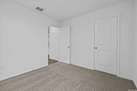 12552 Spoor Valley Converse TX 78109