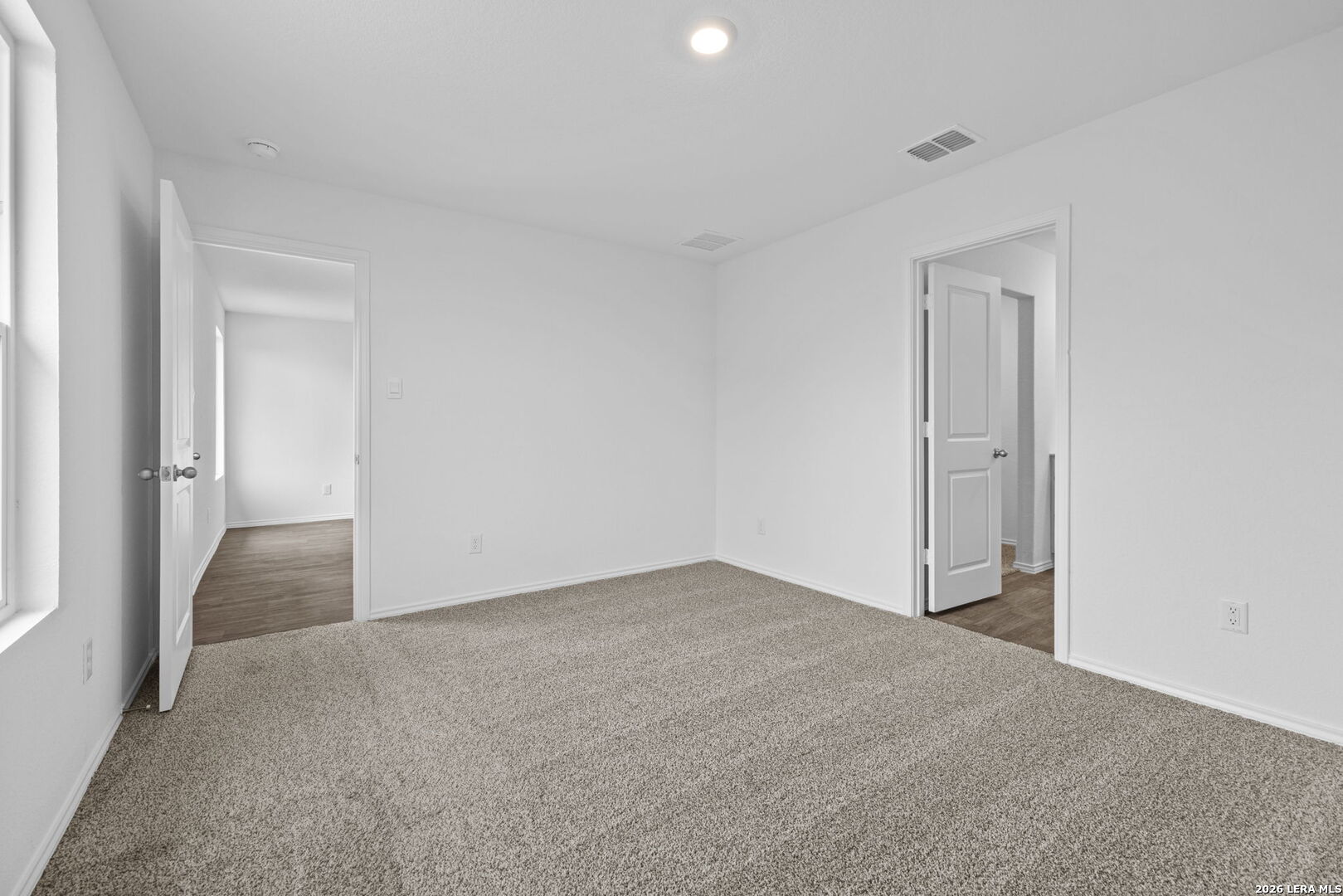 12552 Spoor Valley Converse TX 78109