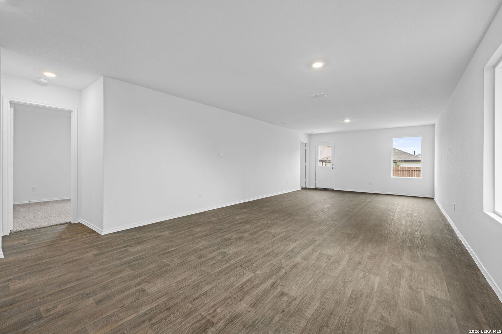 12552 Spoor Valley Converse TX 78109