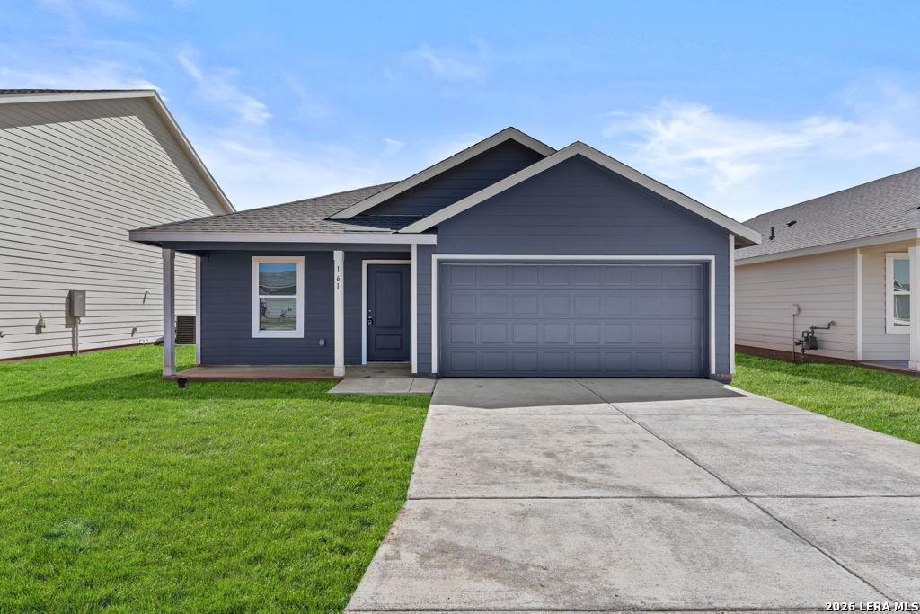 161 Juanita Way Fredericksburg TX 78624