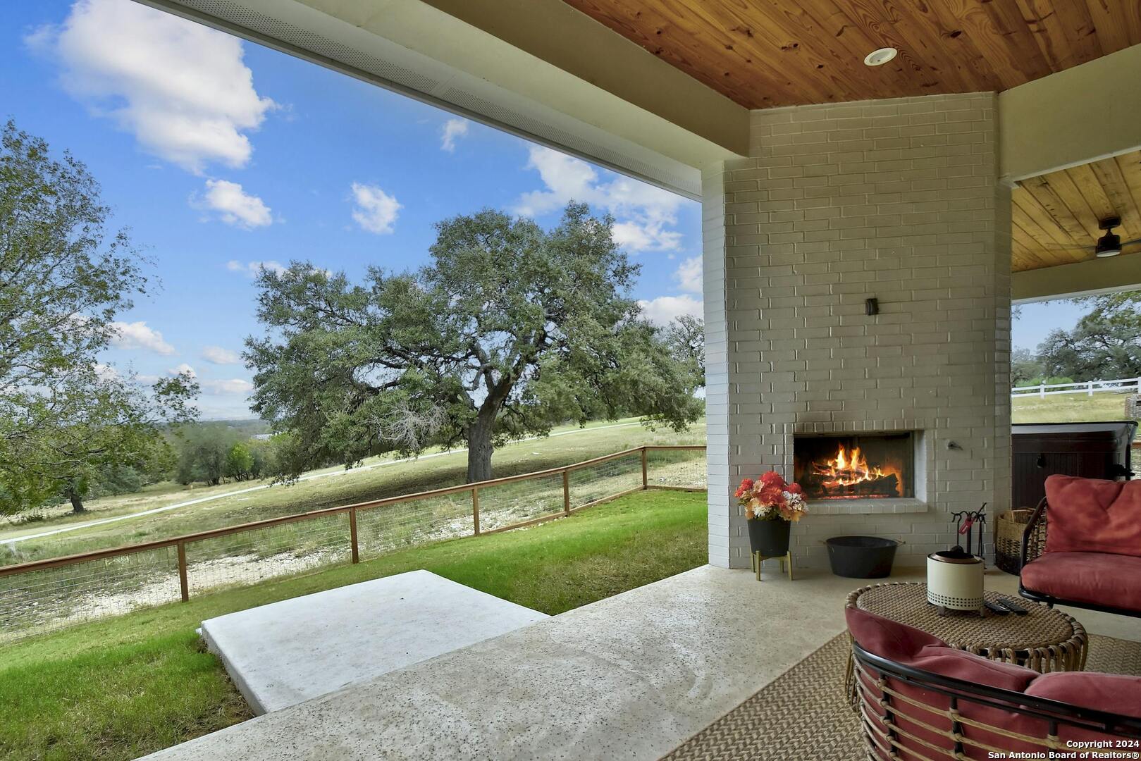 533 Oak Hills Drive Bandera TX 78003