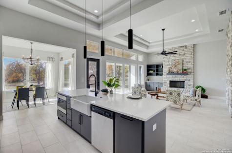 981 Jenny Leigh Trail Bulverde TX 78163