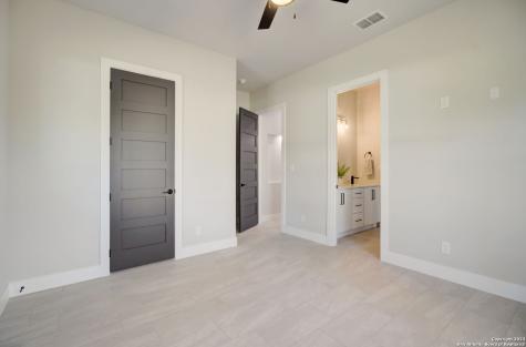 981 Jenny Leigh Trail Bulverde TX 78163