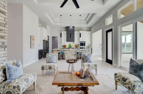 981 Jenny Leigh Trail Bulverde TX 78163