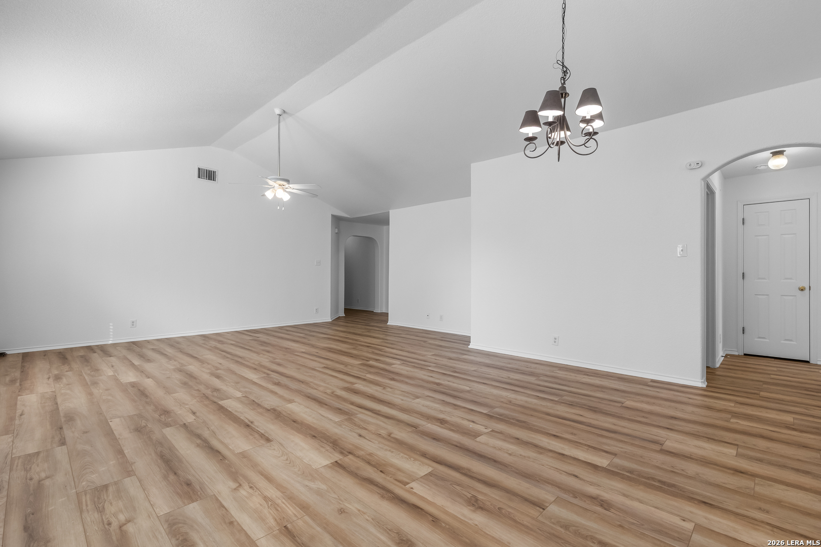 2142 Red Rock Crossing San Antonio TX 78245
