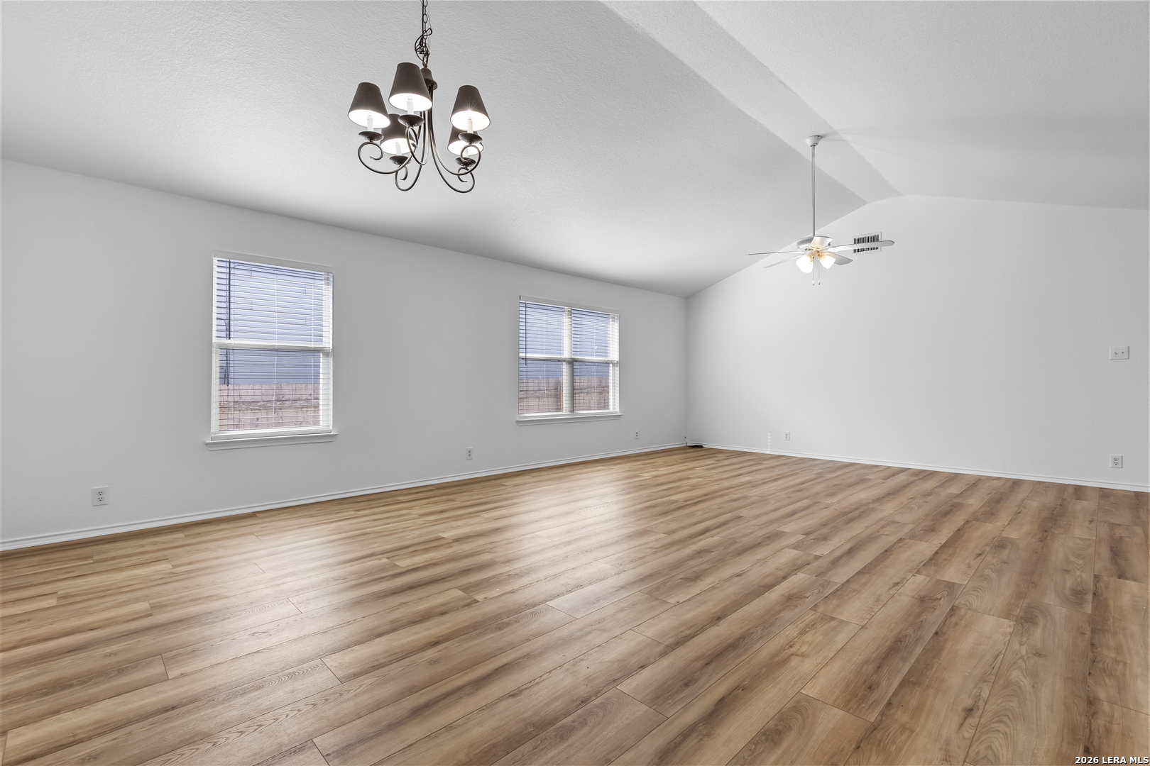 2142 Red Rock Crossing San Antonio TX 78245
