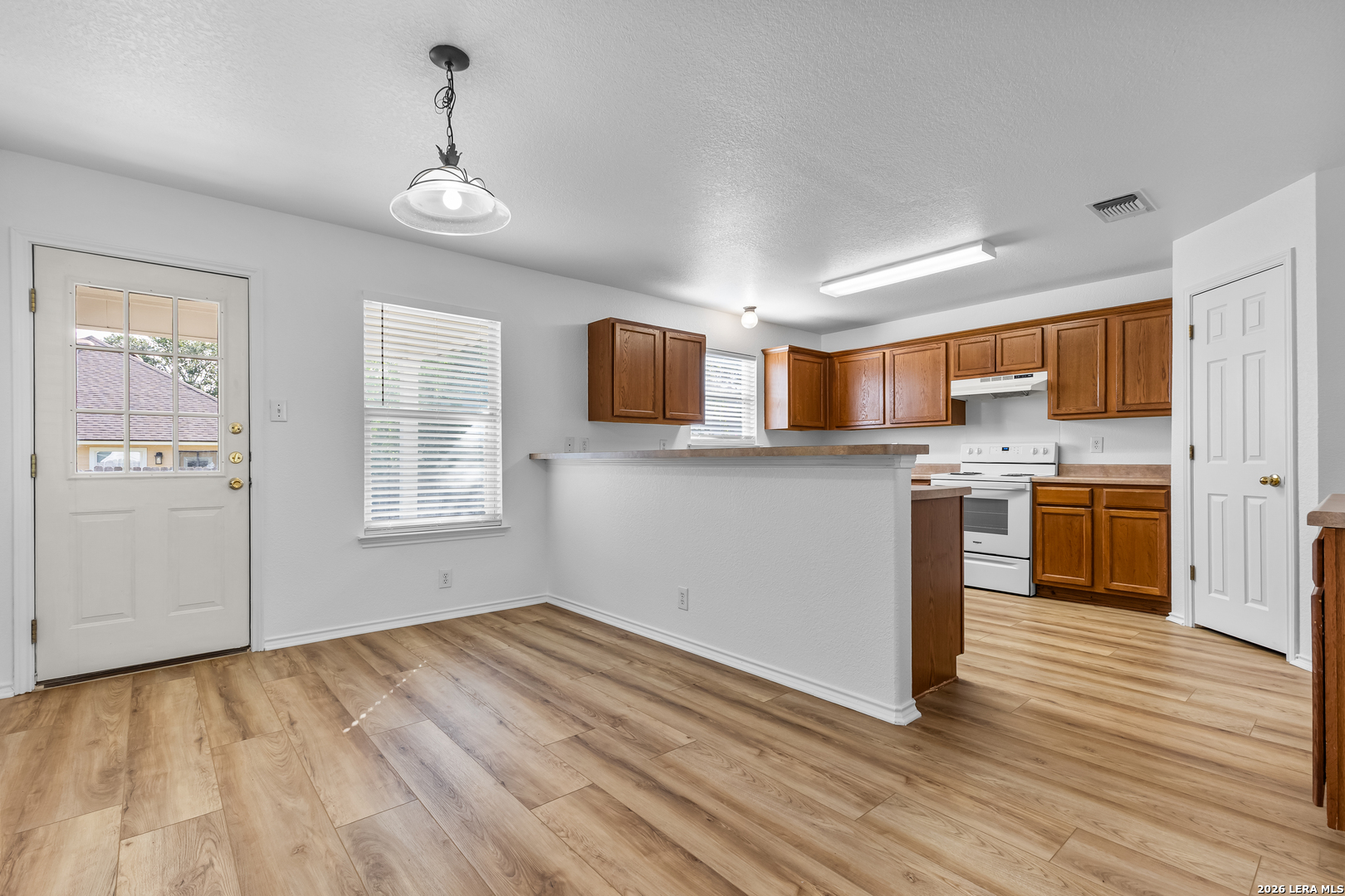 2142 Red Rock Crossing San Antonio TX 78245
