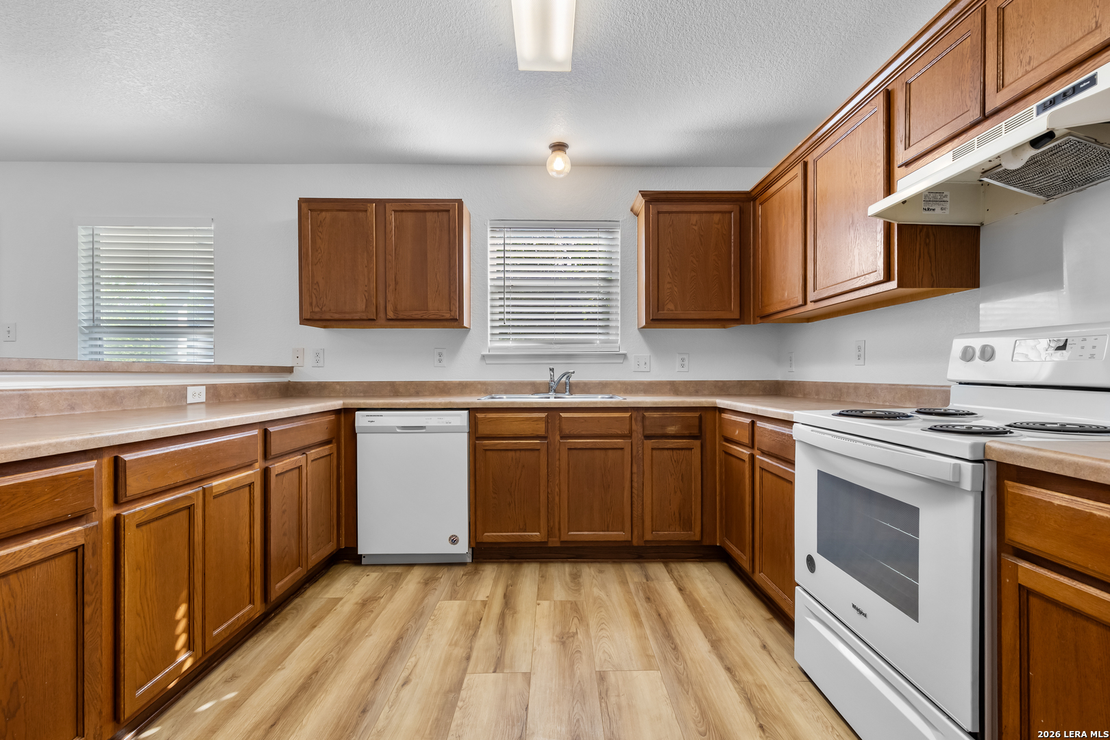 2142 Red Rock Crossing San Antonio TX 78245