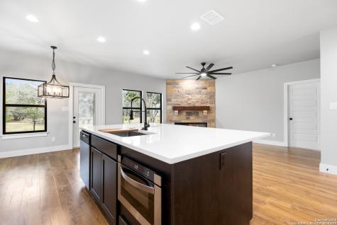 181 Deerwood Circle Bandera TX 78003