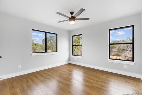 181 Deerwood Circle Bandera TX 78003