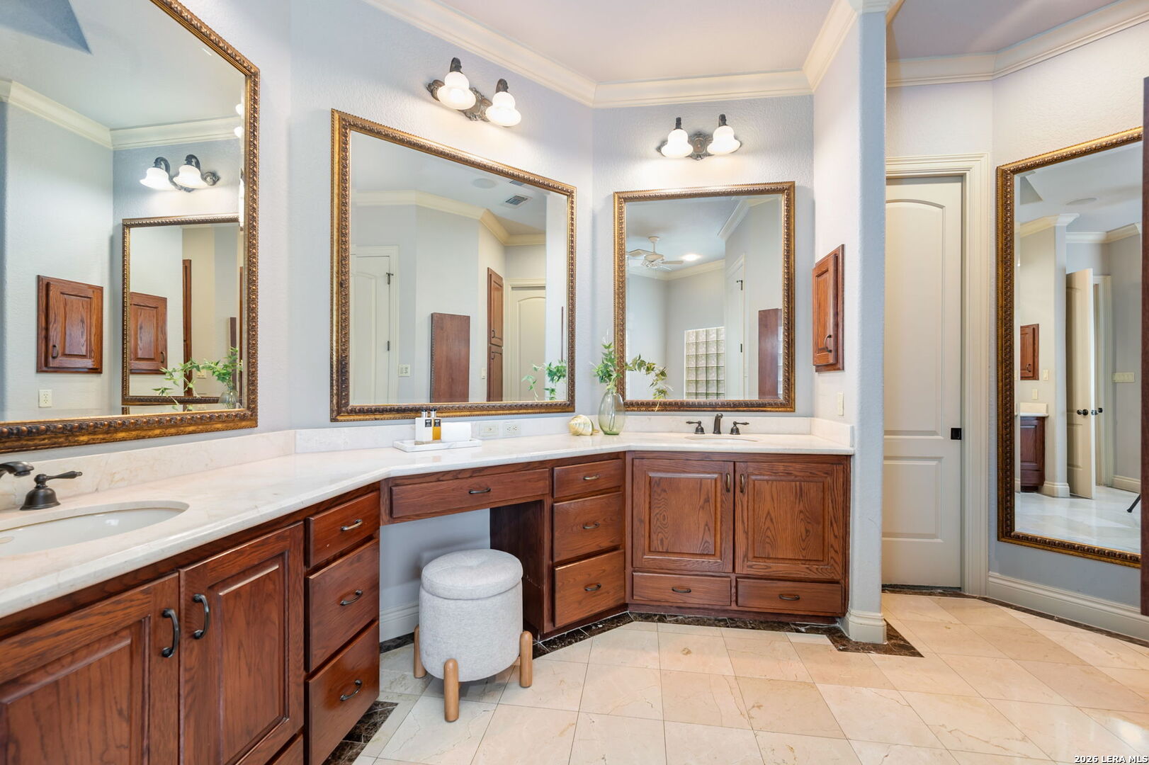 4 Cobham Way San Antonio TX 78218