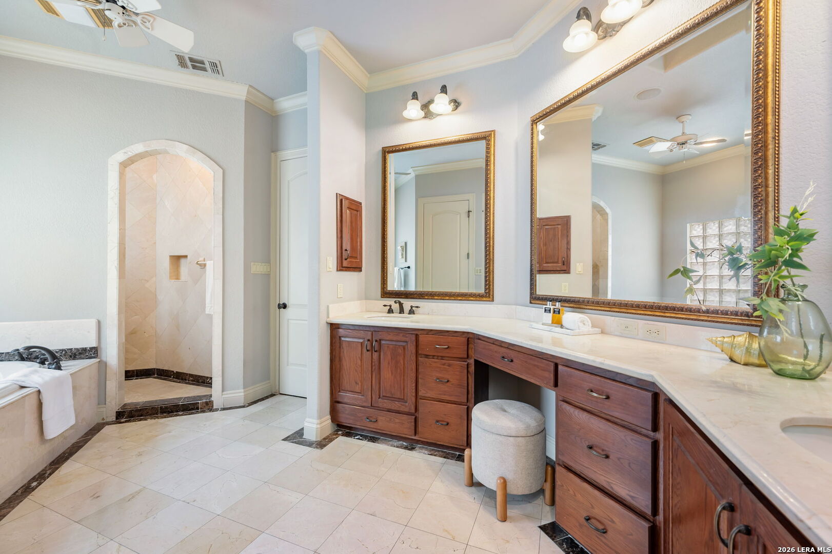 4 Cobham Way San Antonio TX 78218