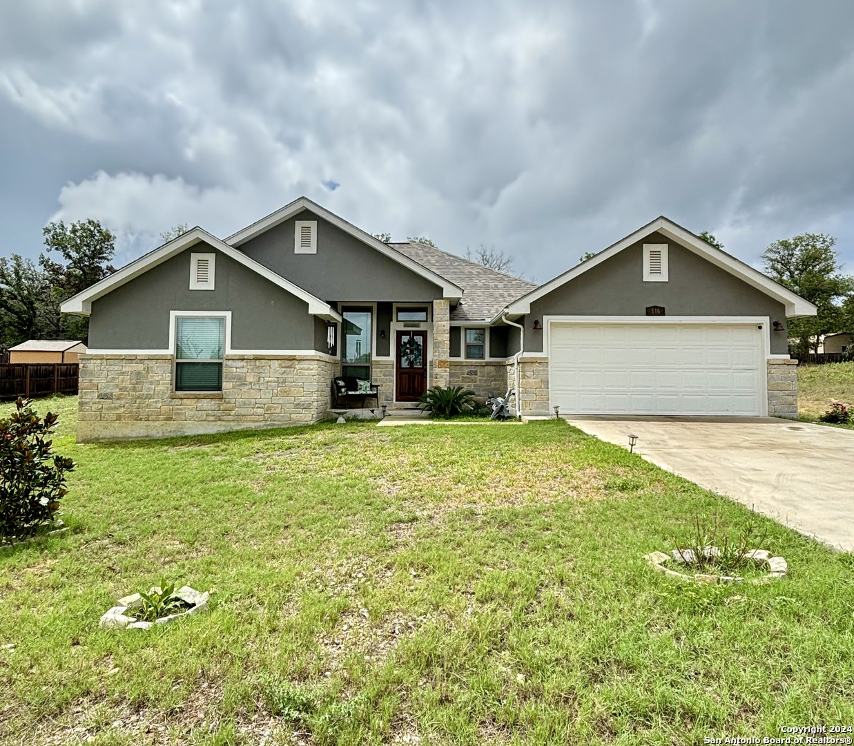 116 Great Oaks Boulevard La Vernia TX 78121