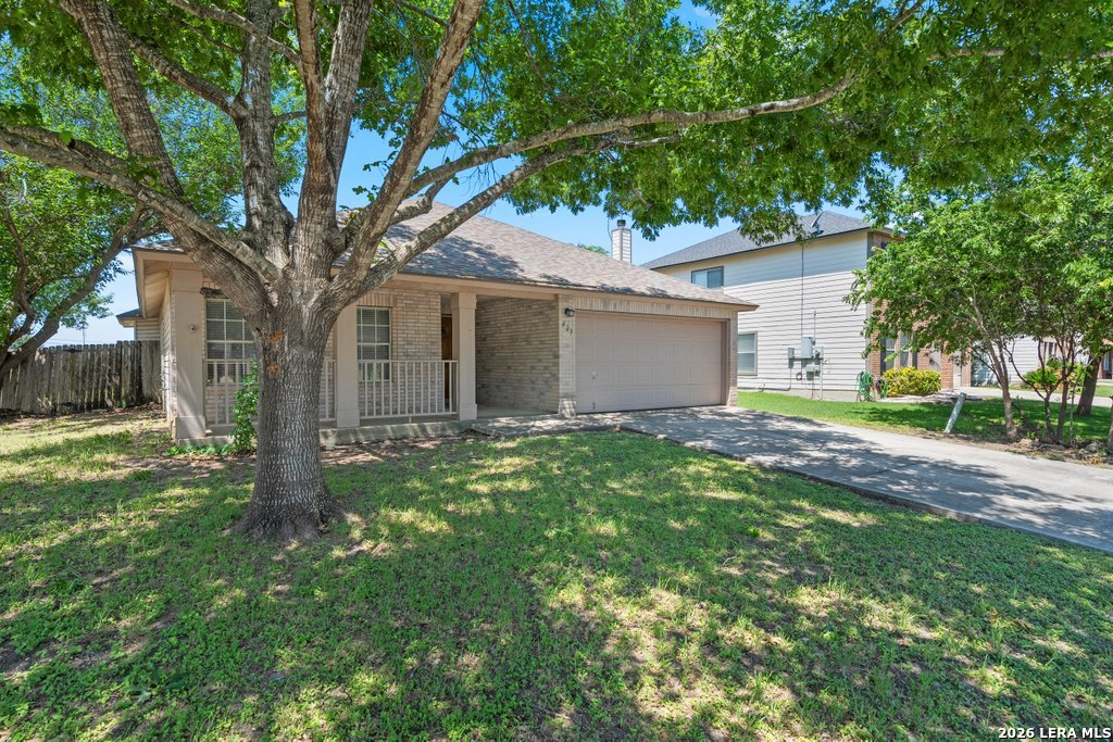 823 Pinehurst Drive New Braunfels TX 78130