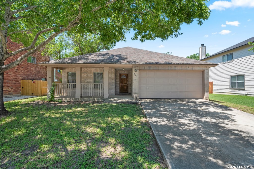 823 Pinehurst Drive New Braunfels TX 78130