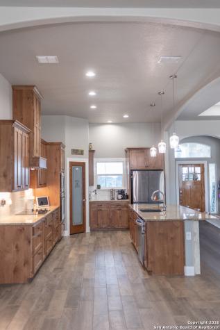 113 Ava Ridge La Vernia TX 78121