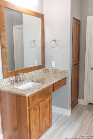 113 Ava Ridge La Vernia TX 78121