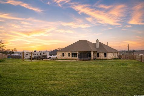 113 Ava Ridge La Vernia TX 78121