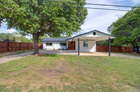 1507 Sycamore Street Bandera TX 78003