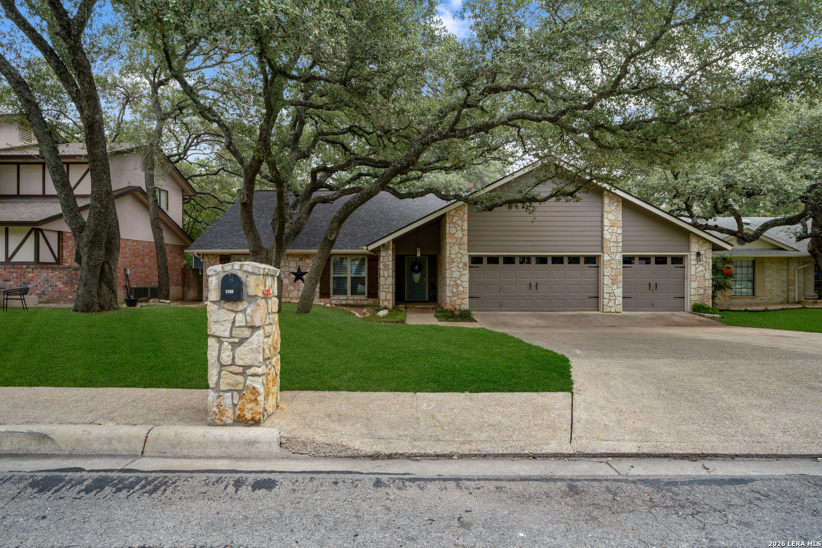2706 Stone Edge Street San Antonio TX 78232