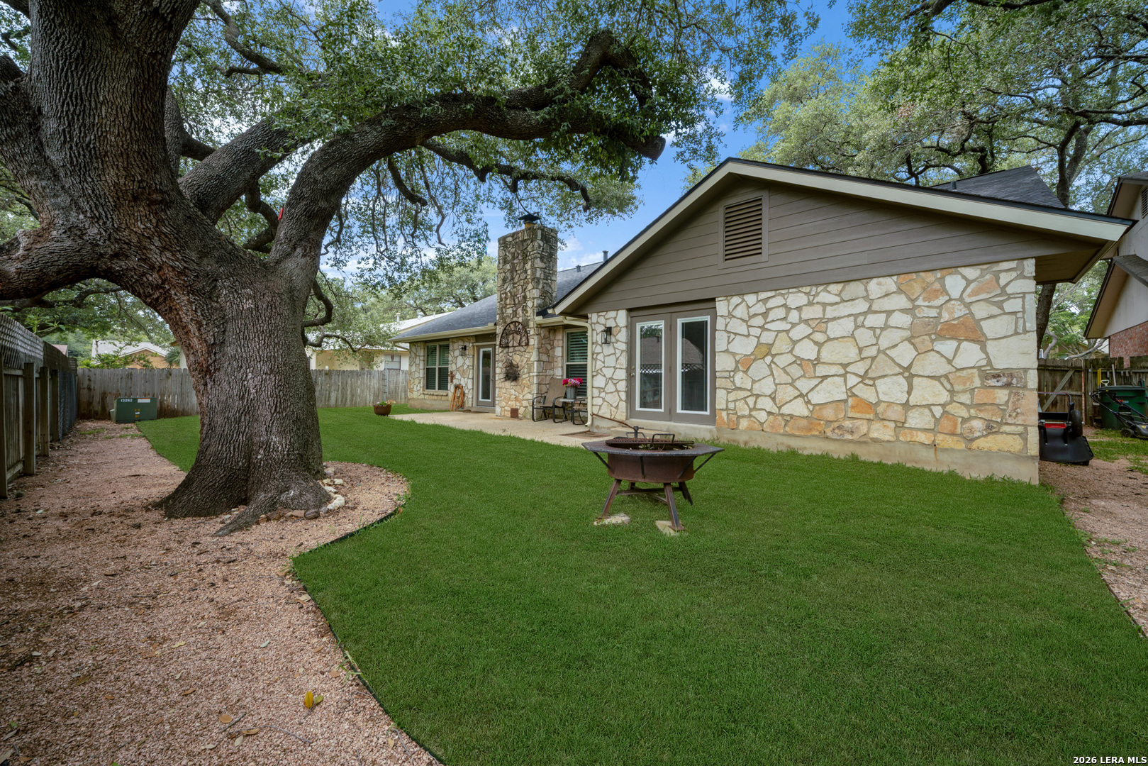 2706 Stone Edge Street San Antonio TX 78232