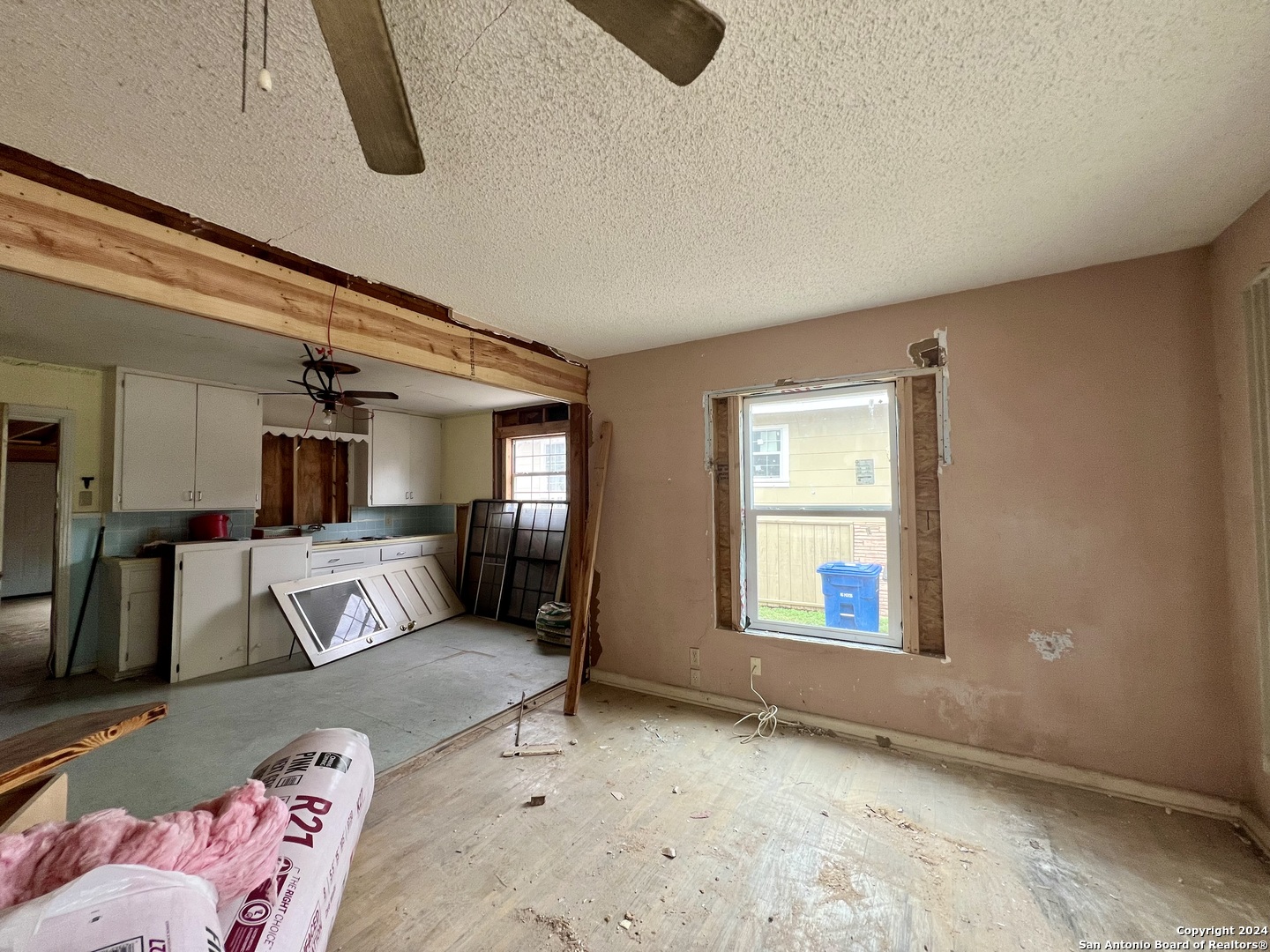 222 Golden Crown Drive San Antonio TX 78223