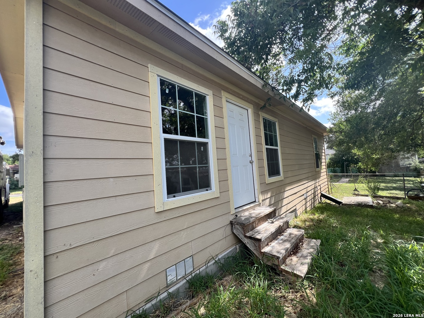 222 Golden Crown Drive San Antonio TX 78223