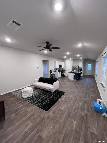 10516 Pomme San Antonio TX 78252