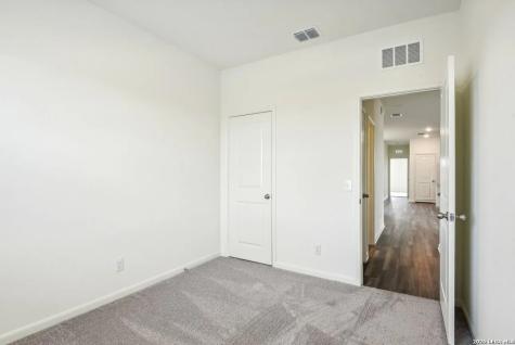 4726 Flying Hooves San Antonio TX 78222