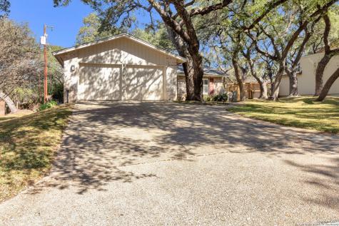 1715 Hounds Rise Street San Antonio TX 78248