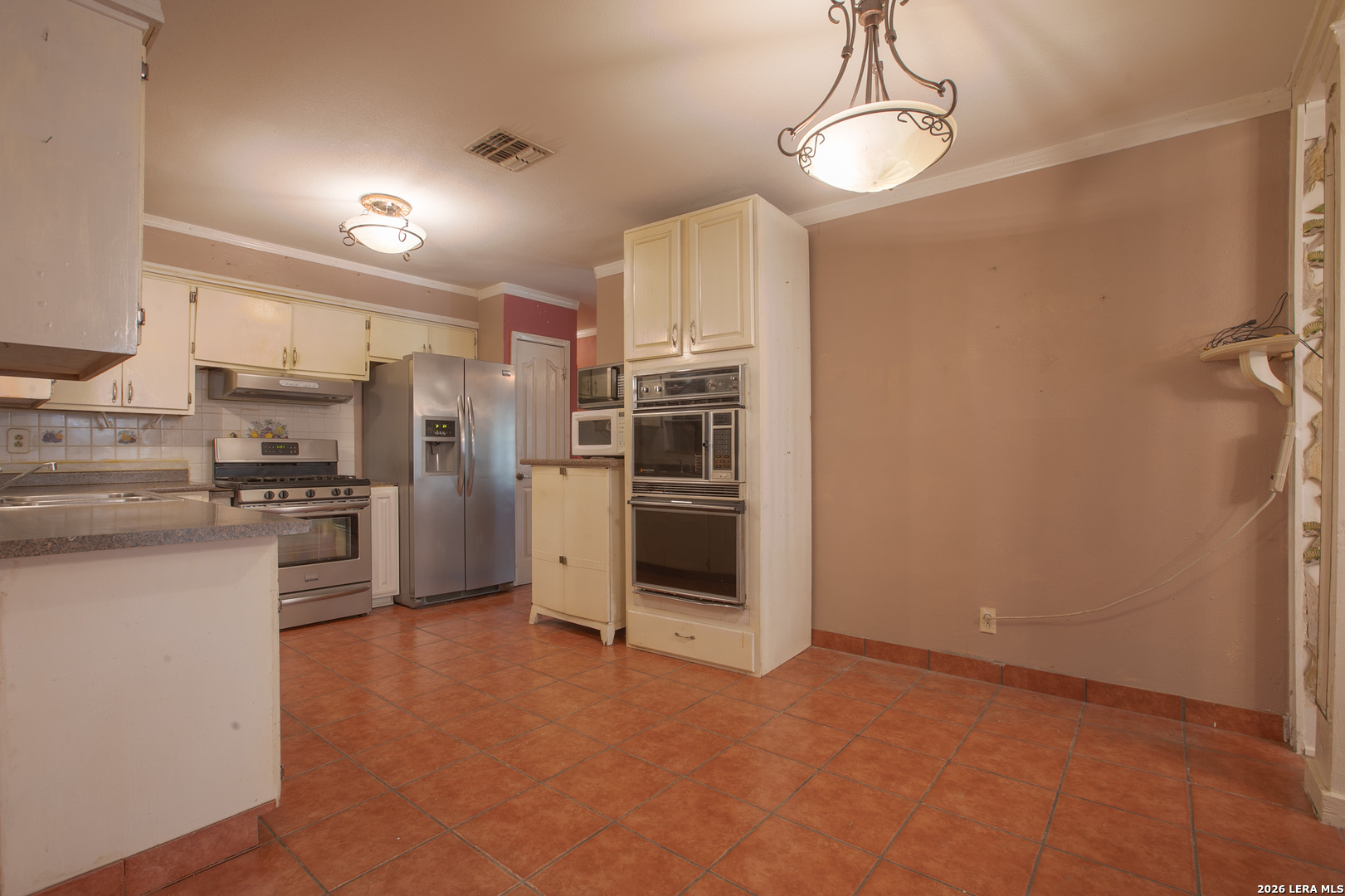 5347 San Benito San Antonio TX 78228