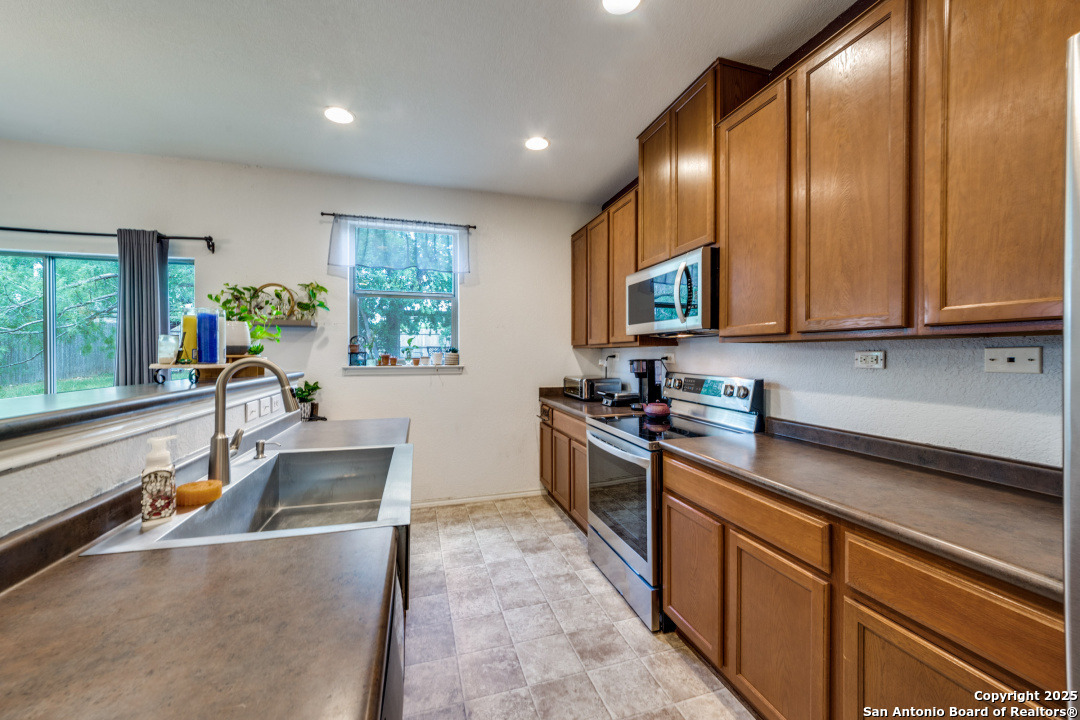 907 Trilby San Antonio TX 78253