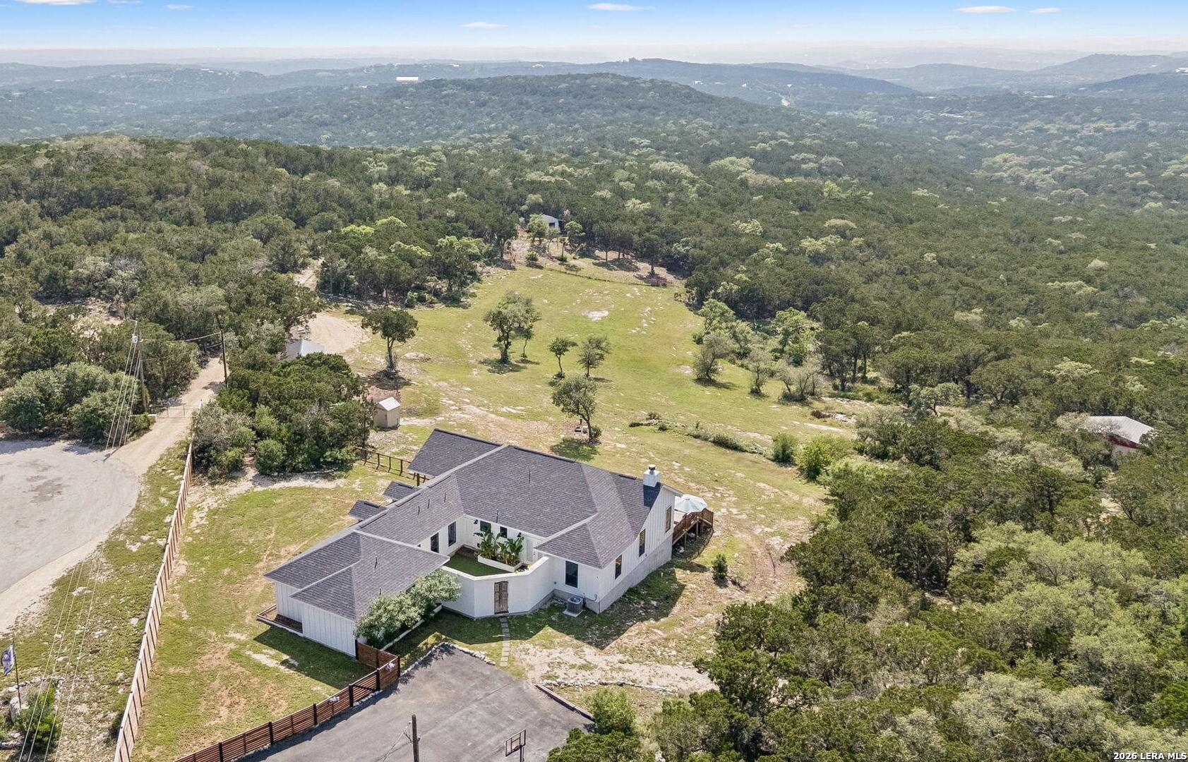 622 County Road 2753 Mico TX 78056